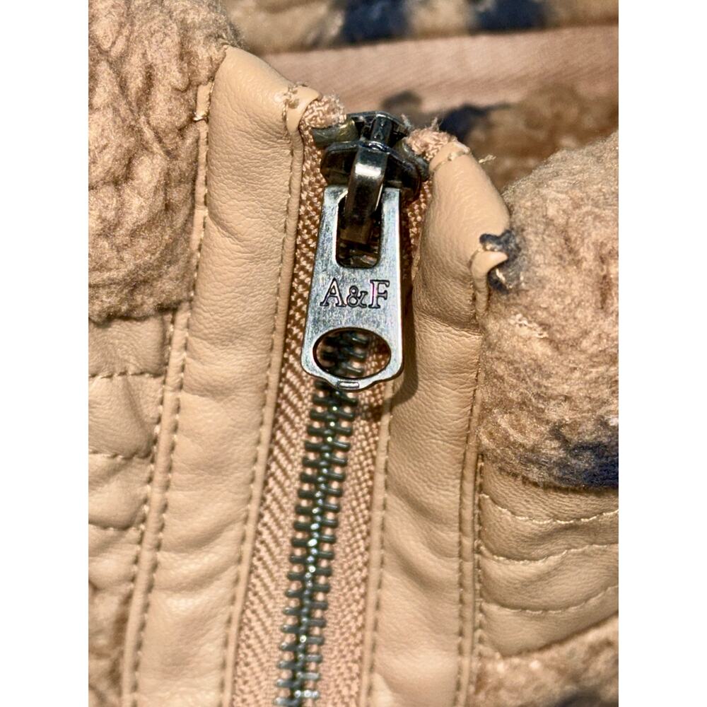 Abercrombie & Fitch Soft AF Tan Leopard Sherpa Fleece Zip Jacket Coat Womens M - Picture 7 of 9